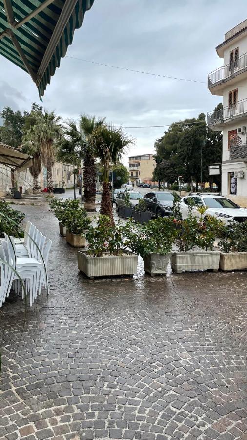 Casa Vacanze Antico Cortile Delle Palme Villa Villagrazia Di Carini Dış mekan fotoğraf