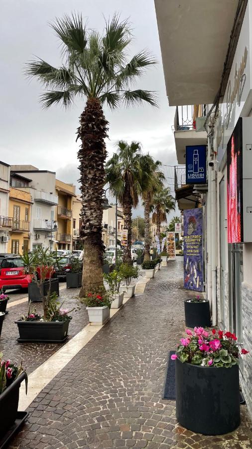 Casa Vacanze Antico Cortile Delle Palme Villa Villagrazia Di Carini Dış mekan fotoğraf