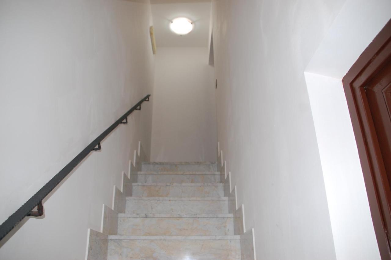 Casa Vacanze Antico Cortile Delle Palme Villa Villagrazia Di Carini Dış mekan fotoğraf